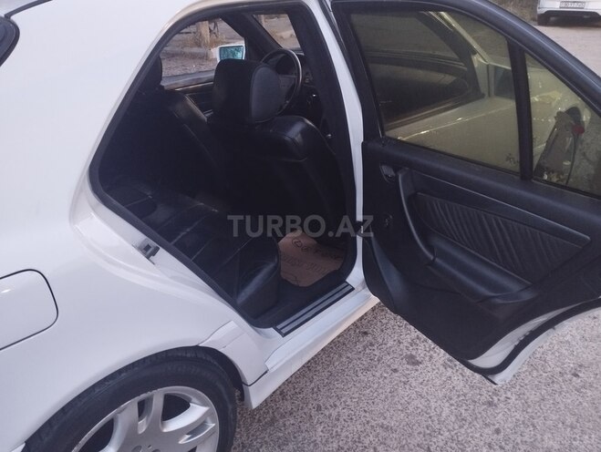 Mercedes C 230 1999, 228,000 km - 2.3 l - Bakı