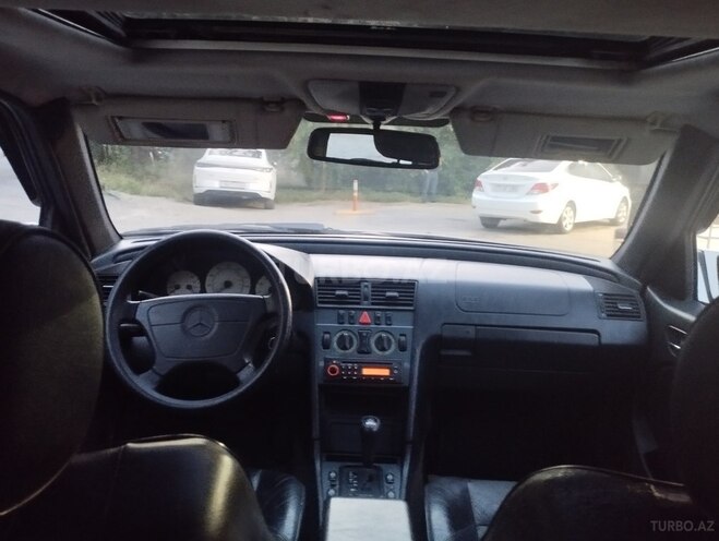 Mercedes C 230 1999, 228,000 km - 2.3 l - Bakı