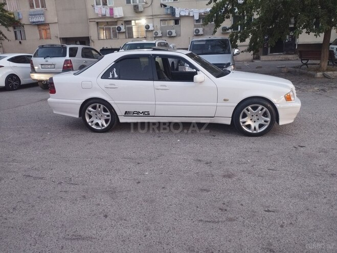 Mercedes C 230 1999, 228,000 km - 2.3 l - Bakı