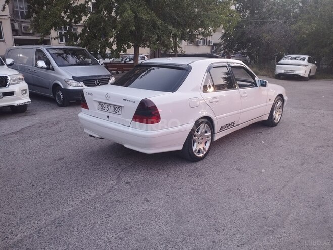 Mercedes C 230 1999, 228,000 km - 2.3 l - Bakı