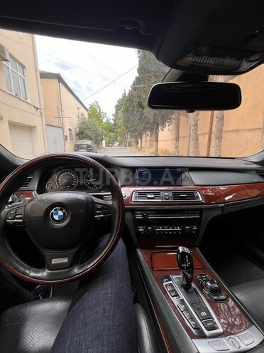 BMW 750 2009, 285,000 km - 4.4 л - Bakı