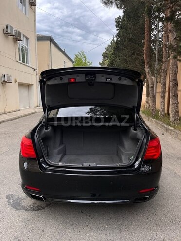 BMW 750 2009, 285,000 km - 4.4 л - Bakı