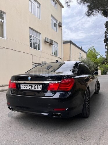 BMW 750 2009, 285,000 km - 4.4 л - Bakı