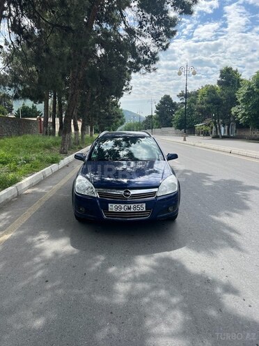Opel Astra 2009, 251,000 km - 1.4 l - Şəki