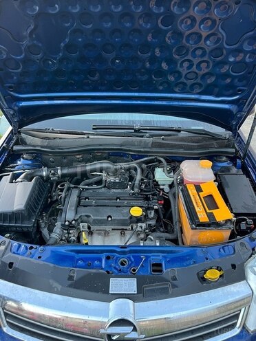 Opel Astra 2009, 251,000 km - 1.4 l - Şəki