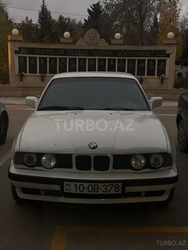 BMW 525 1988, 800,000 km - 2.5 l - Bakı