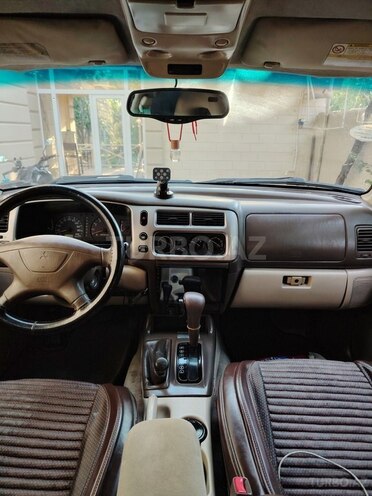 Mitsubishi Pajero Sport 2005, 291,000 km - 3.0 l - Bakı