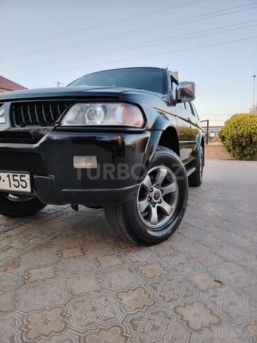 Mitsubishi Pajero Sport 2005, 291,000 km - 3.0 l - Bakı