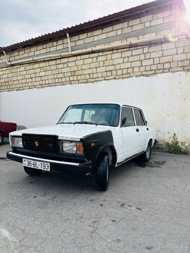 LADA (VAZ) 2107 2002, 73,456 km - 1.6 l - Quba