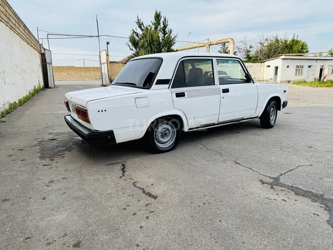 LADA (VAZ) 2107 2002, 73,456 km - 1.6 l - Quba