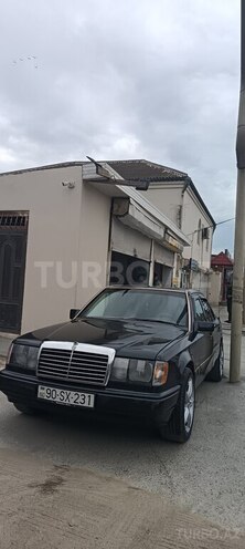 Mercedes E 220 1992, 350,000 km - 2.2 l - Bakı