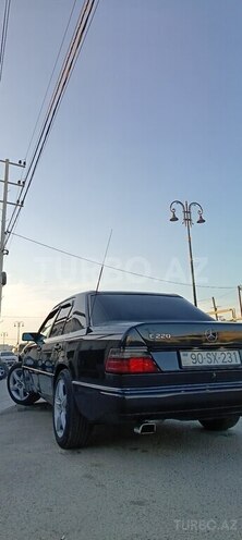 Mercedes E 220 1992, 350,000 km - 2.2 l - Bakı