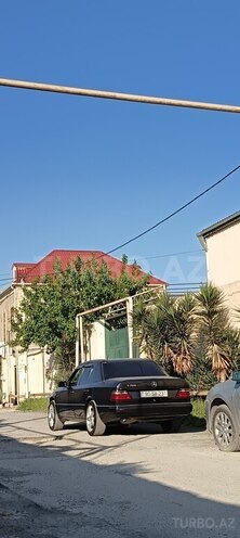 Mercedes E 220 1992, 350,000 km - 2.2 l - Bakı