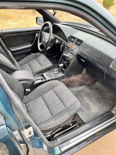 Mercedes C 180 1995, 569,454 km - 1.8 л - Bakı