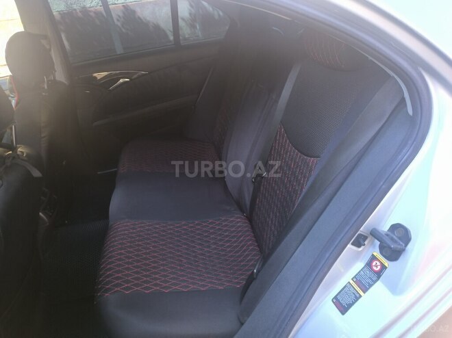Mercedes E 270 2002, 386,000 km - 2.7 l - Gəncə