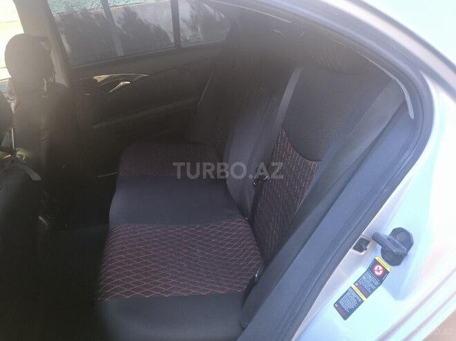 Mercedes E 270 2002, 386,000 km - 2.7 l - Gəncə