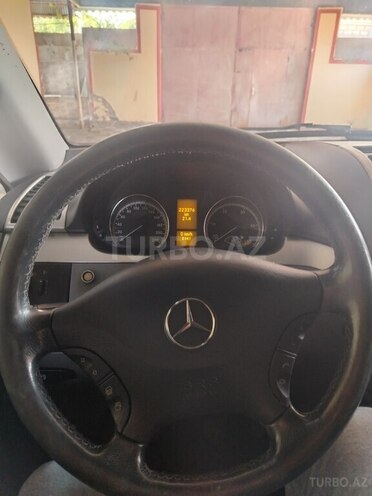 Mercedes Vito 115 2009, 223,500 km - 2.2 л - Beyləqan