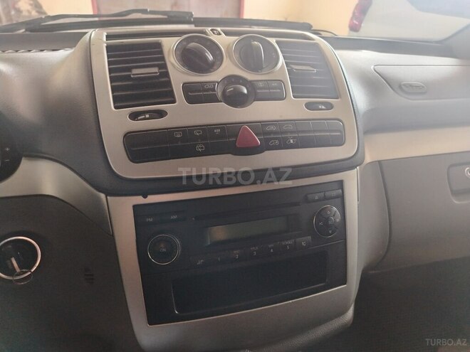 Mercedes Vito 115 2009, 223,500 km - 2.2 л - Beyləqan