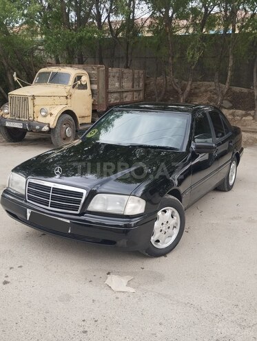 Mercedes C 180 1995, 384,000 km - 1.8 l - Bakı