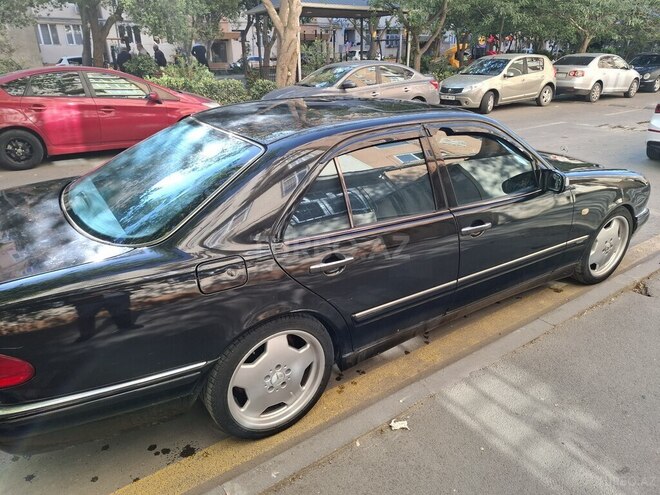 Mercedes E 200 1998, 355,000 km - 2.0 l - Bakı
