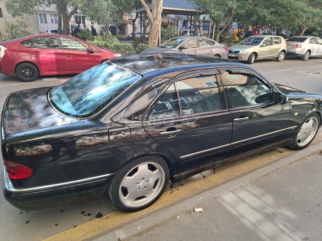 Mercedes E 200 1998, 355,000 km - 2.0 l - Bakı