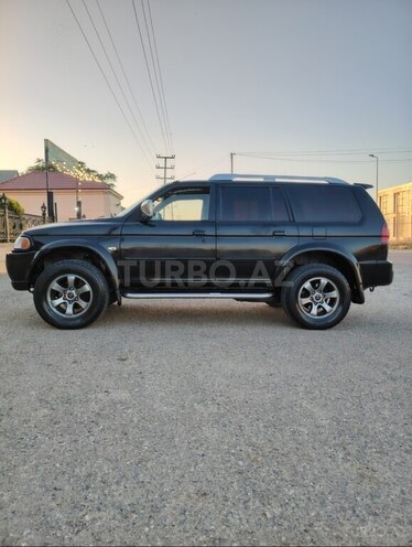 Mitsubishi Pajero Sport 2005, 291,000 km - 3.0 l - Bakı