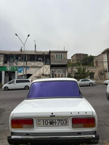 LADA (VAZ) 2107 2004, 35,000 km - 1.6 l - Salyan