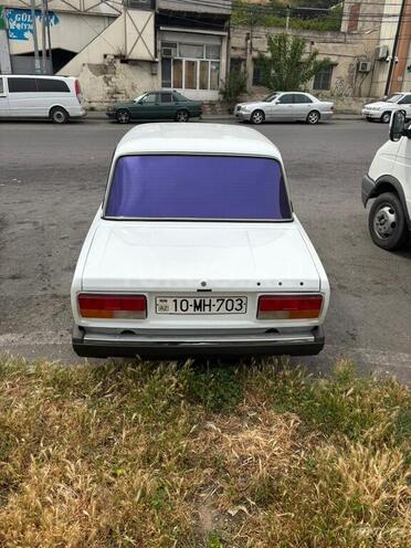 LADA (VAZ) 2107 2004, 35,000 km - 1.6 l - Salyan