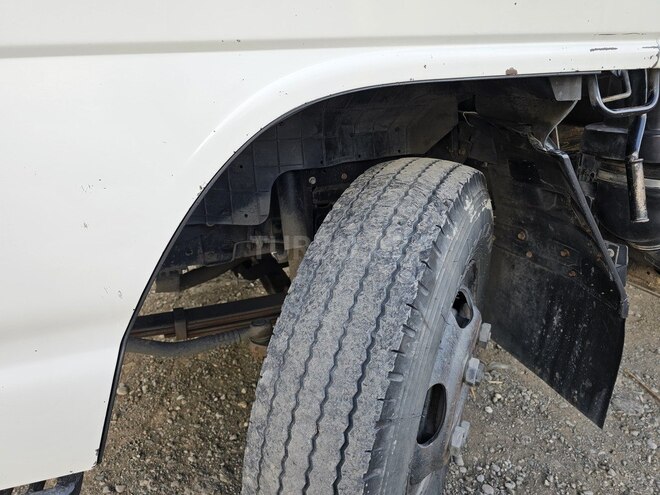 Isuzu NPR 66 L 2006, 320,000 km - 4.3 l - Bərdə