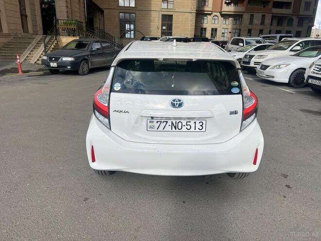 Toyota Aqua 2019, 160,000 km - 1.5 л - Bakı
