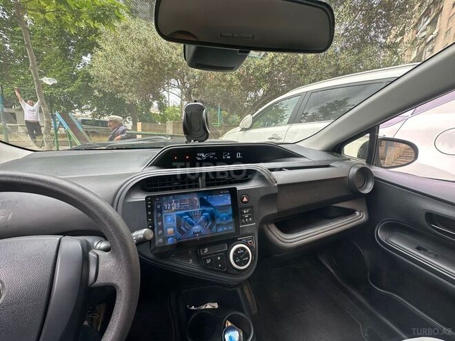 Toyota Aqua 2019, 160,000 km - 1.5 л - Bakı