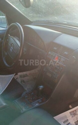 Mercedes C 200 2000, 190,000 km - 2.0 l - Bakı