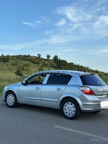 Opel Astra 2005, 200,454 km - 1.4 l - Göyçay