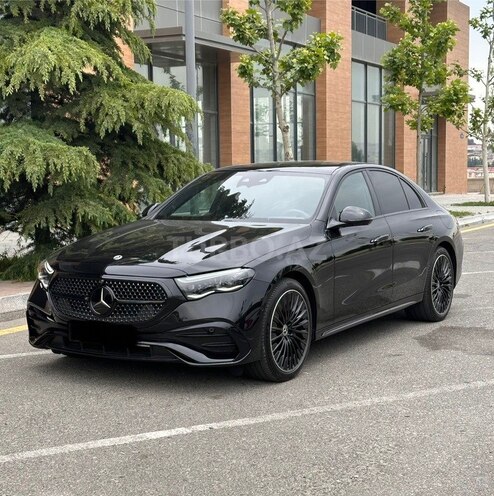 Mercedes E 300 e-3