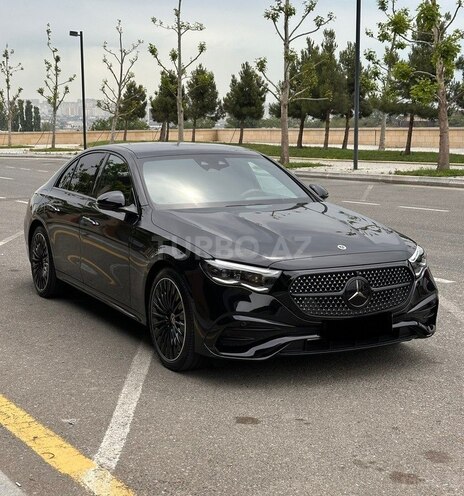 Mercedes E 300 e-2