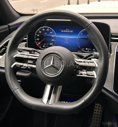 Mercedes E 300 e-10