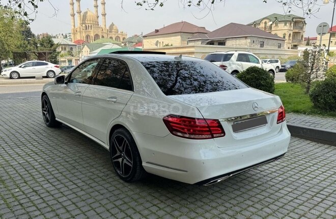 Mercedes E 220 d 2014, 270,000 km - 2.2 l - Bakı