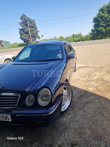 Mercedes E 320 2000, 277,456 km - 3.2 l - Lənkəran