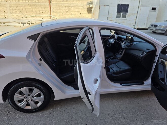 Hyundai Avante 2014, 157,000 km - 1.6 l - Bakı