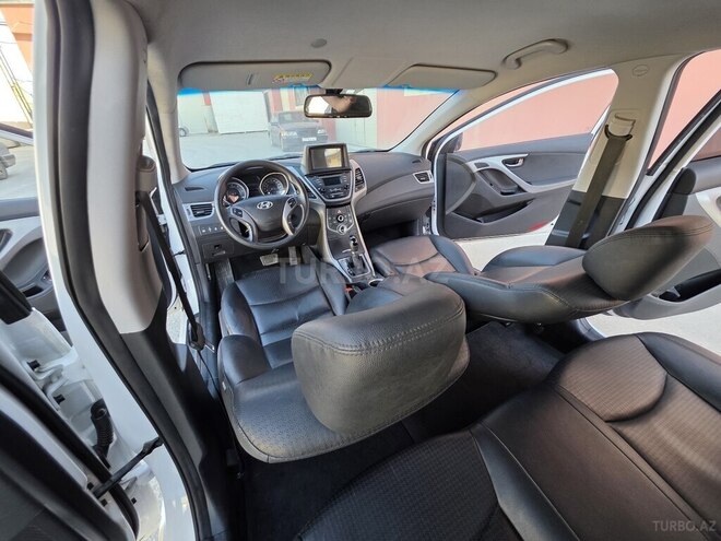 Hyundai Avante 2014, 157,000 km - 1.6 l - Bakı