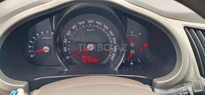 Kia Sportage 2011, 220,745 km - 2.0 l - Bakı