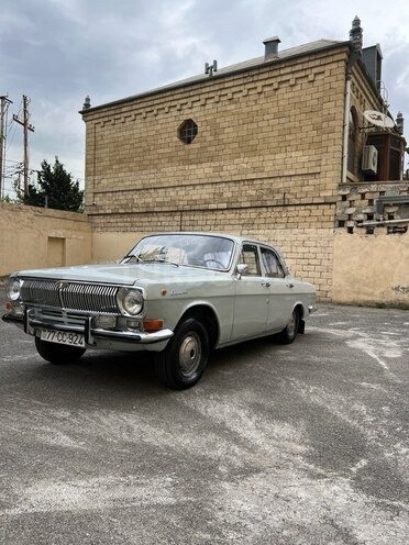 GAZ 24 1984, 130,000 km - 2.4 l - Bakı