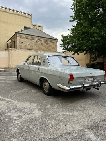GAZ 24 1984, 130,000 km - 2.4 l - Bakı