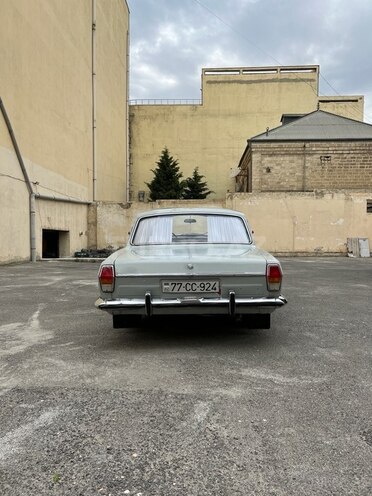 GAZ 24 1984, 130,000 km - 2.4 l - Bakı
