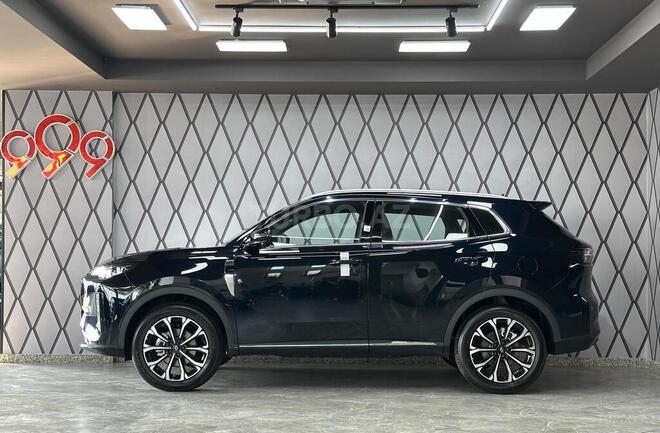 Changan Qiyuan Q05-4