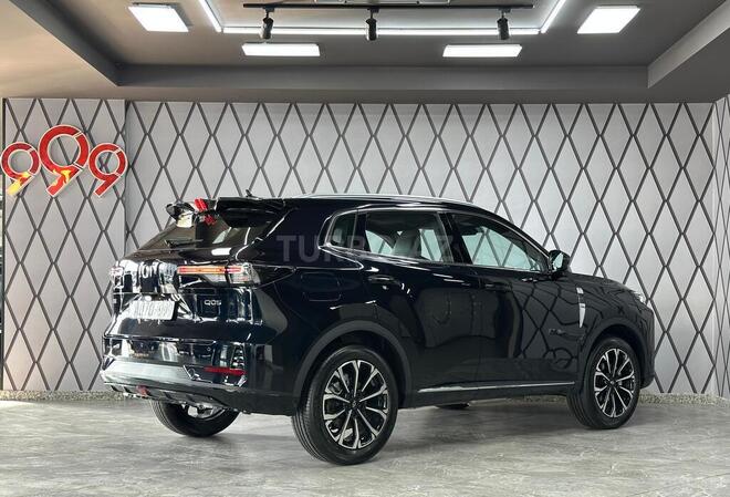 Changan Qiyuan Q05-5