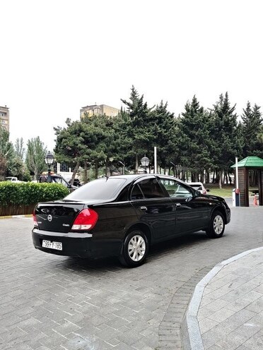 Nissan Sunny-5
