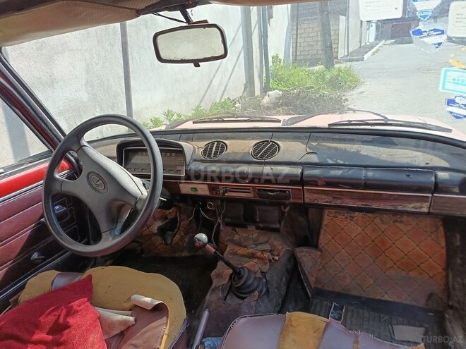 LADA (VAZ) 21011 1981, 50,000 km - 1.3 l - Quba