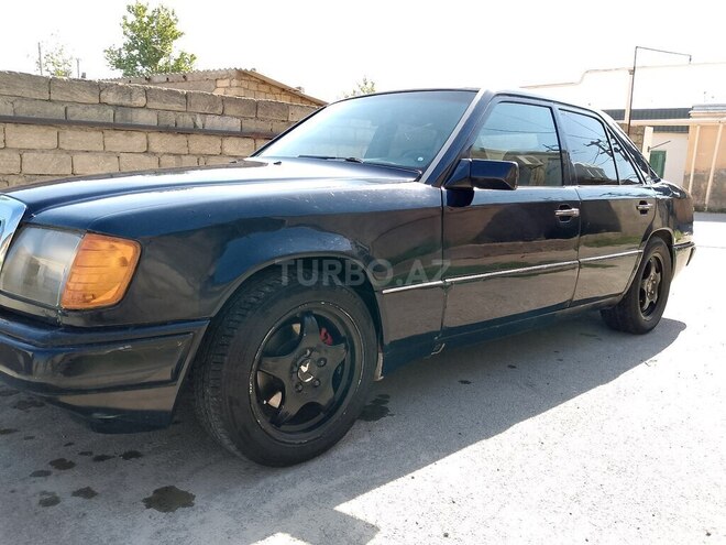 Mercedes E 230 1991, 399,579 km - 2.3 l - Bakı