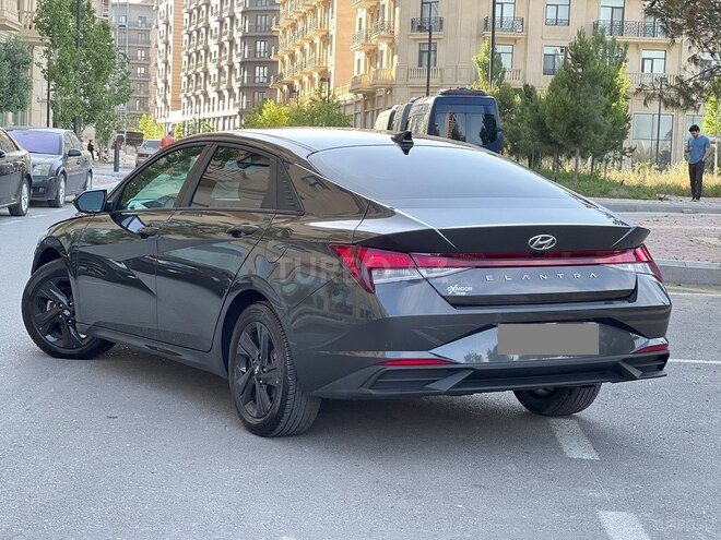 Hyundai Elantra 2022, 40,000 km - 2.0 l - Bakı